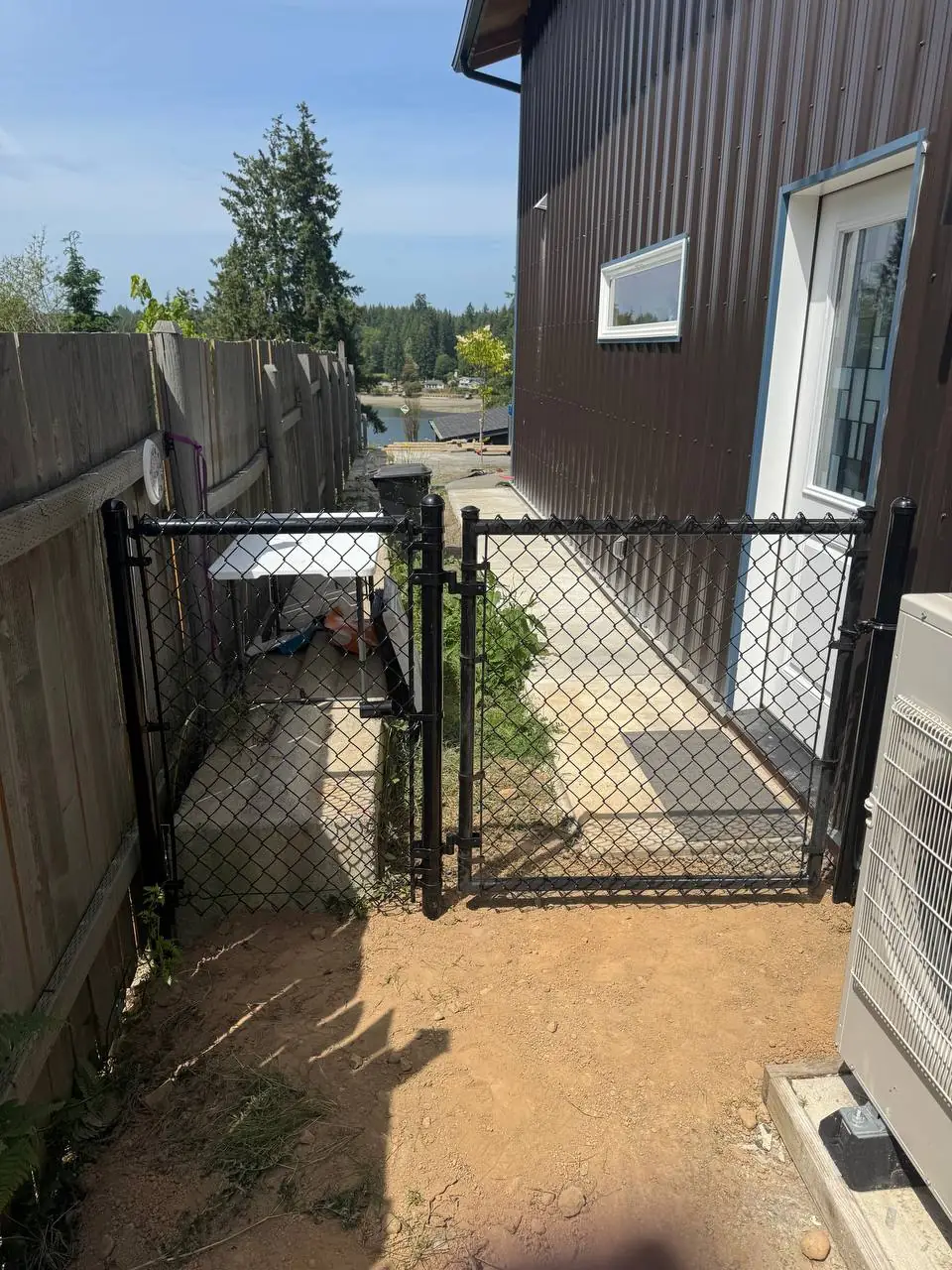 Black Chain Link with Gate